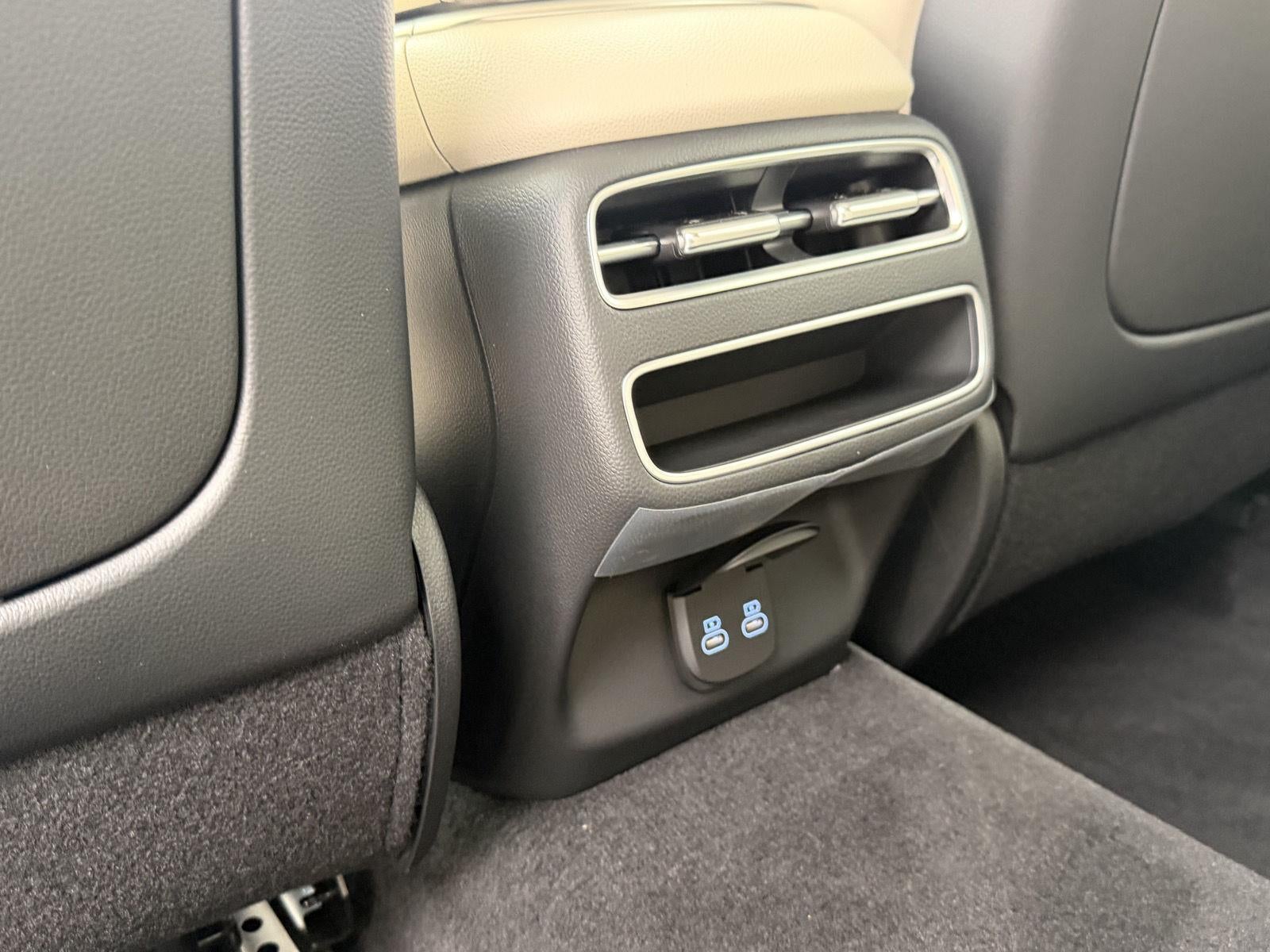 2027 Genesis GV70 2.5T Select