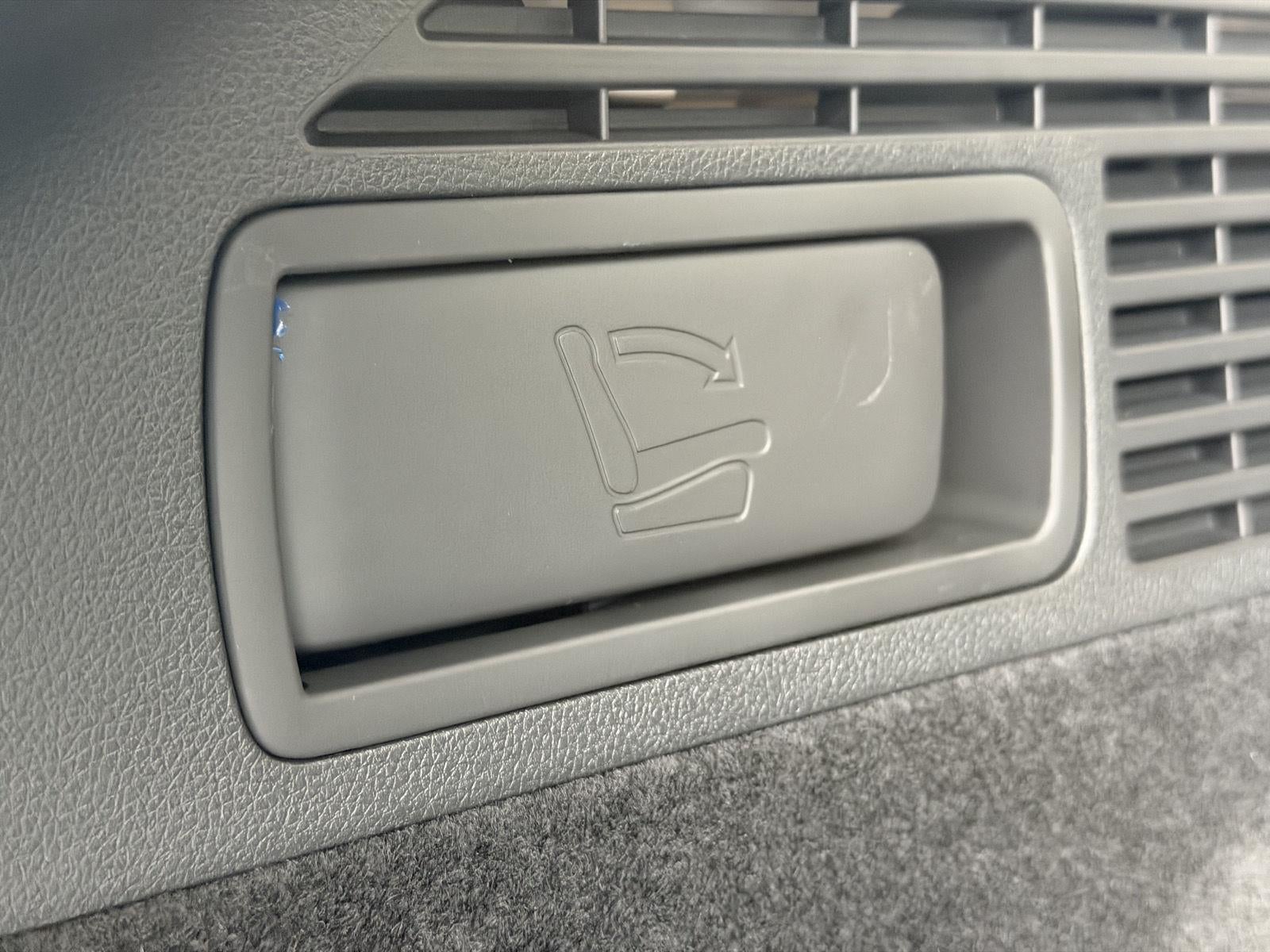 2027 Genesis GV70 2.5T Select