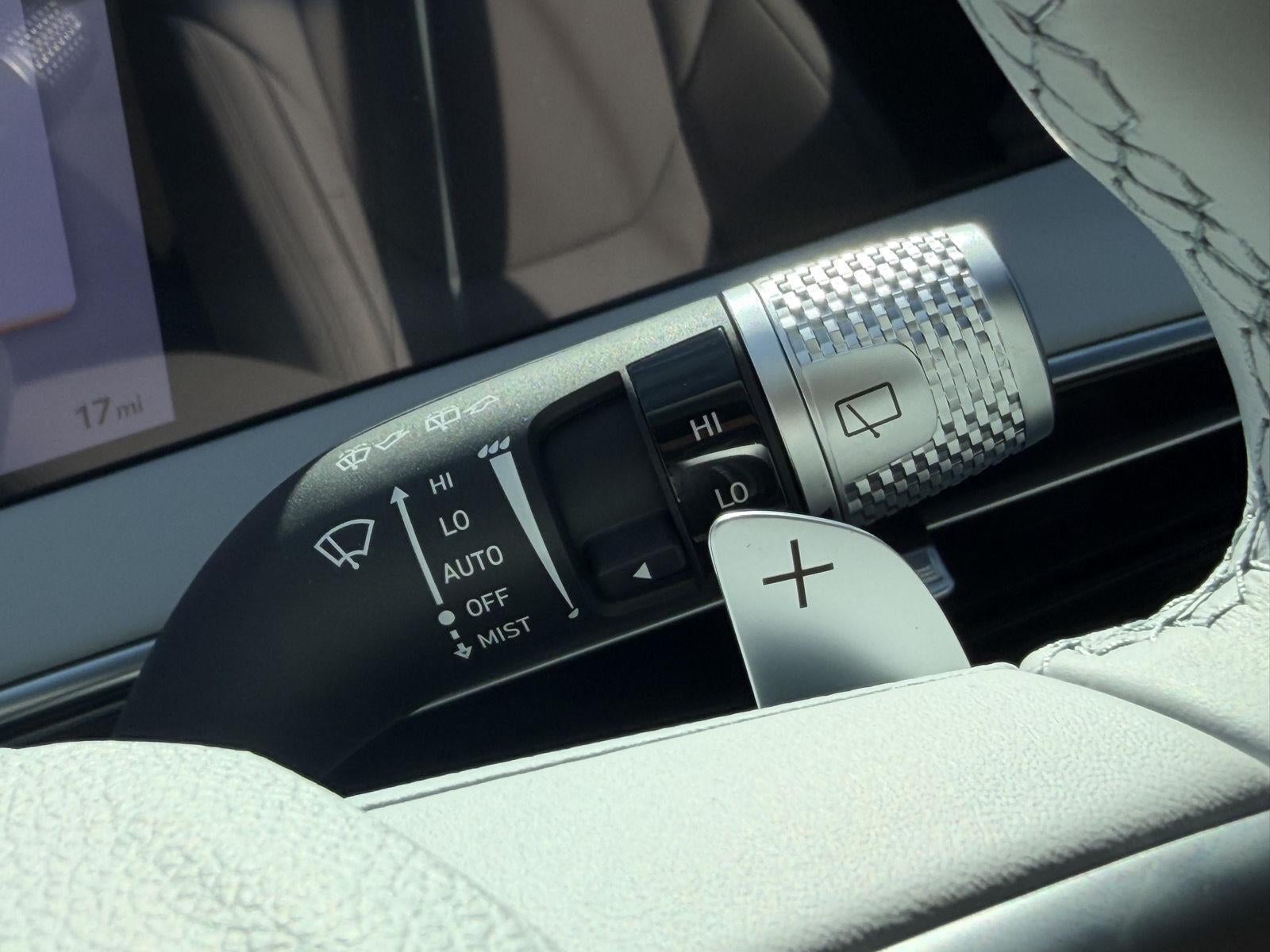 2027 Genesis GV70 2.5T ADVANCED