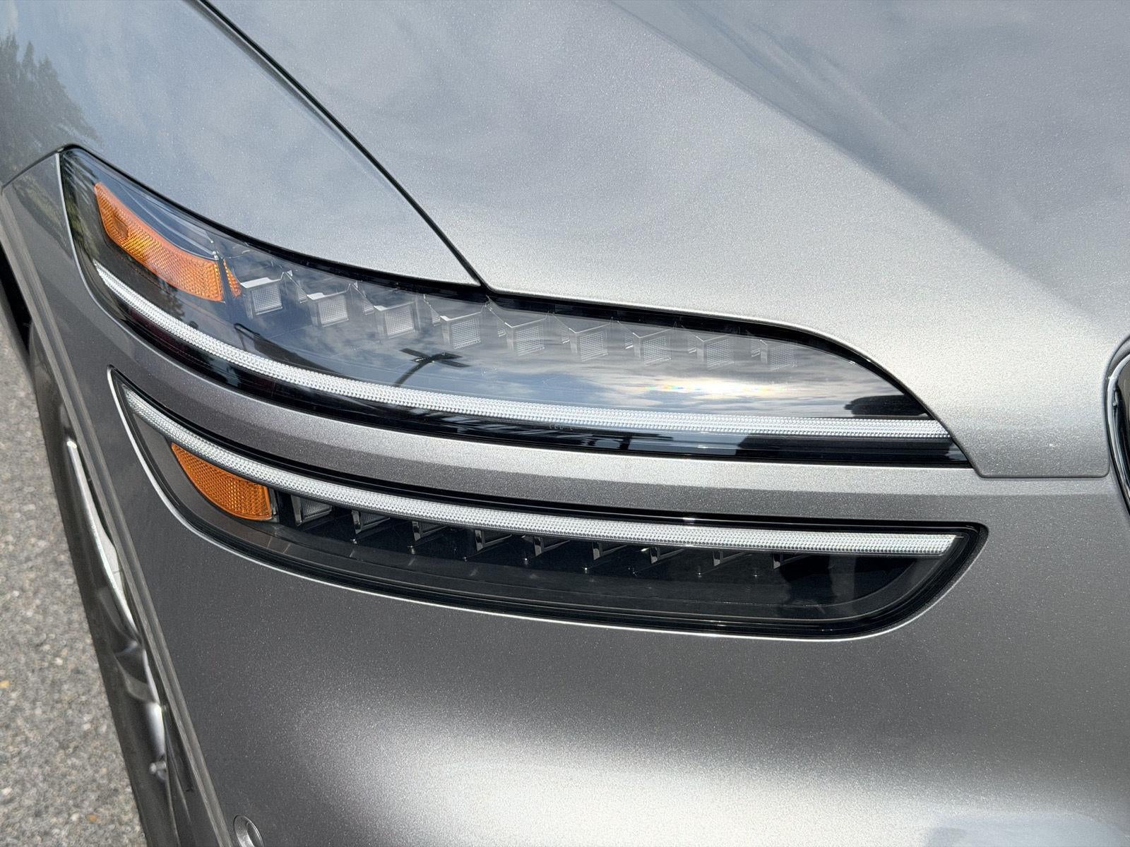 2027 Genesis GV70 2.5T ADVANCED