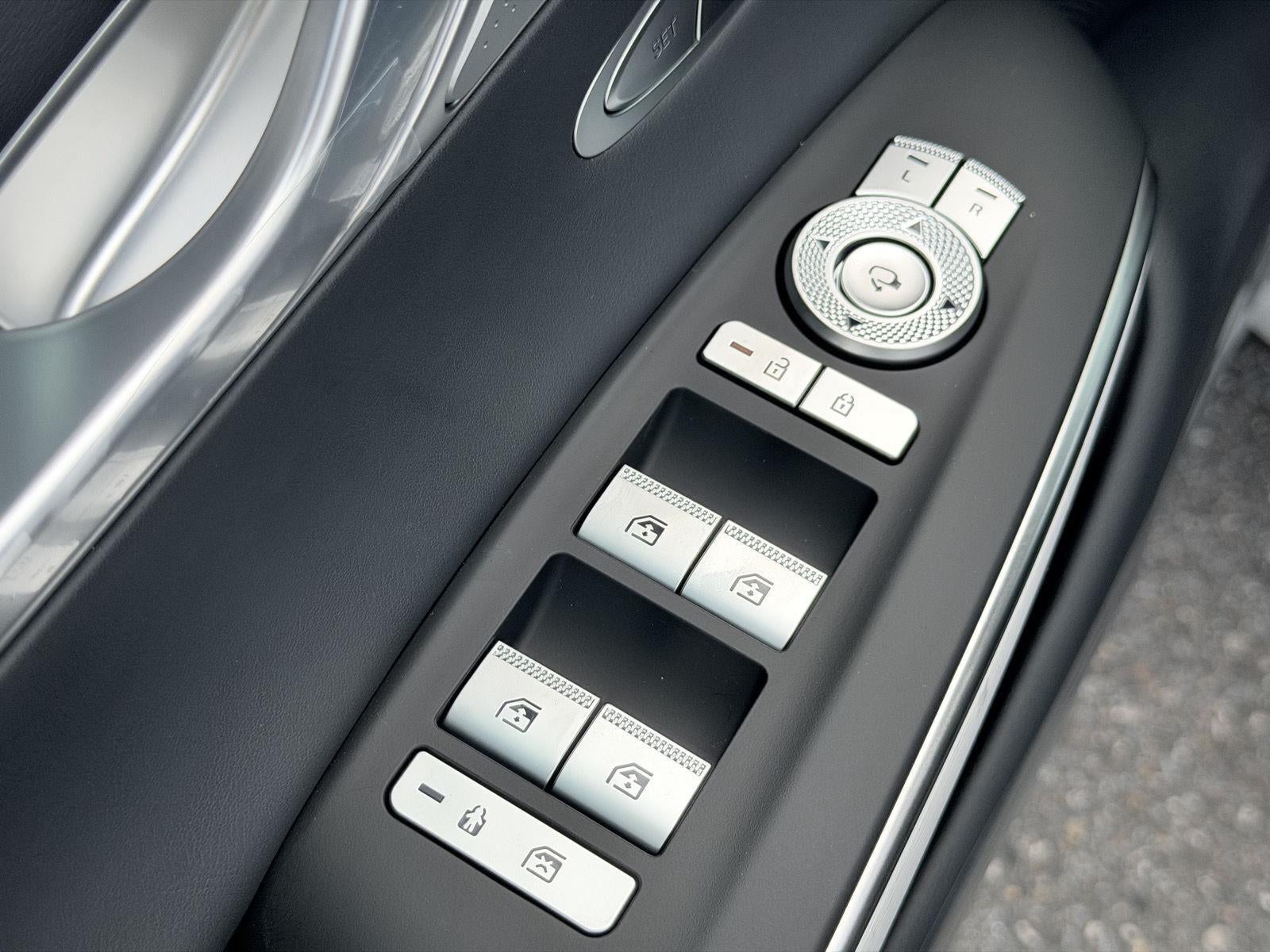 2027 Genesis GV70 2.5T ADVANCED