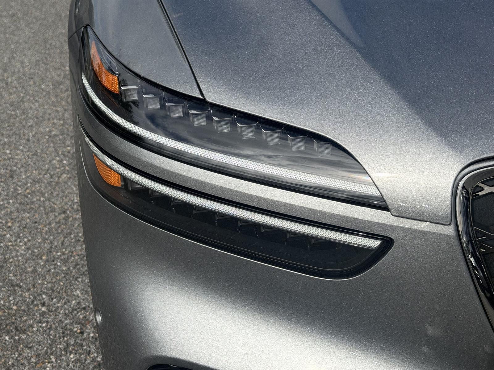 2027 Genesis GV70 2.5T Advanced