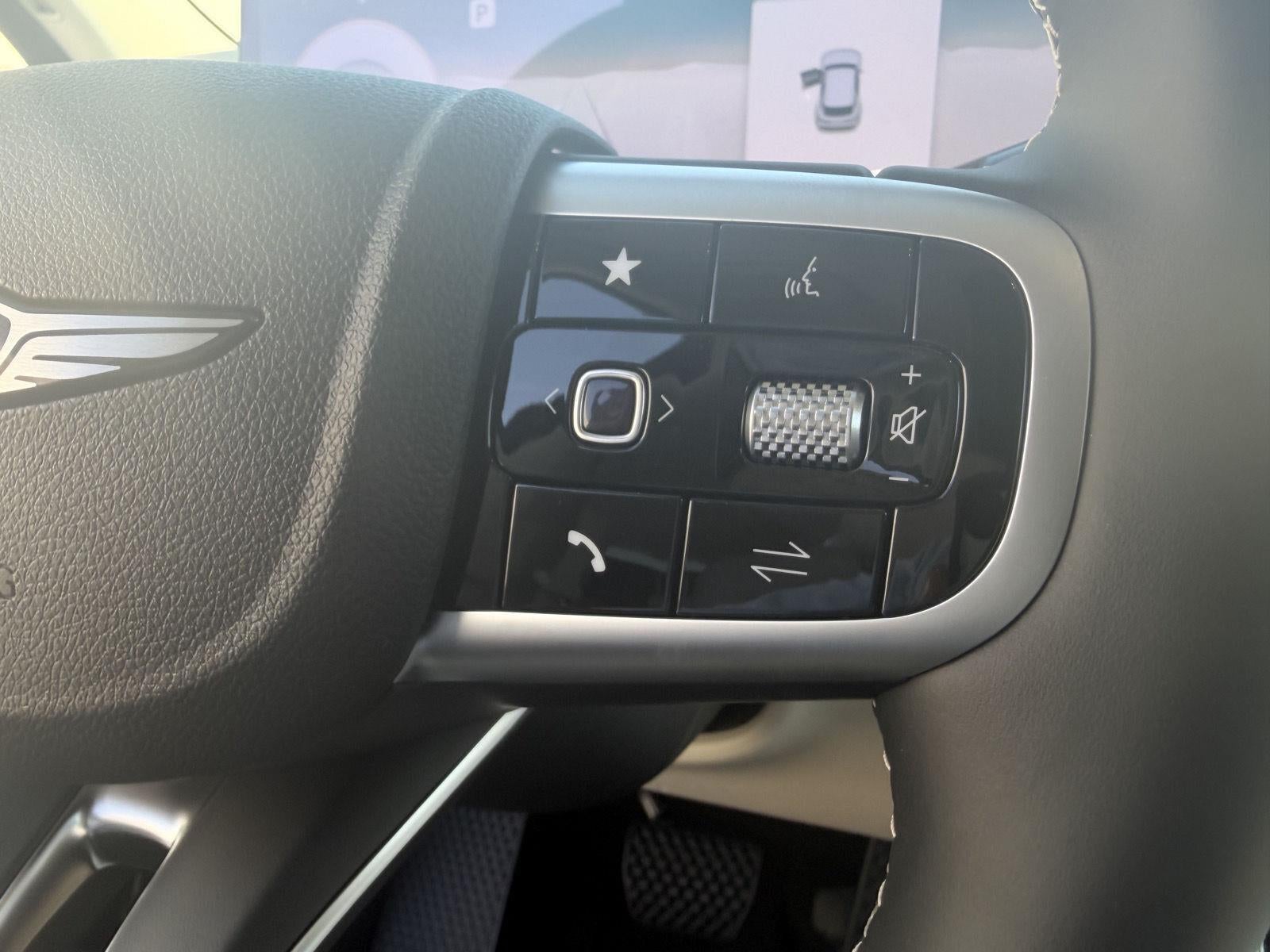 2027 Genesis GV70 2.5T ADVANCED