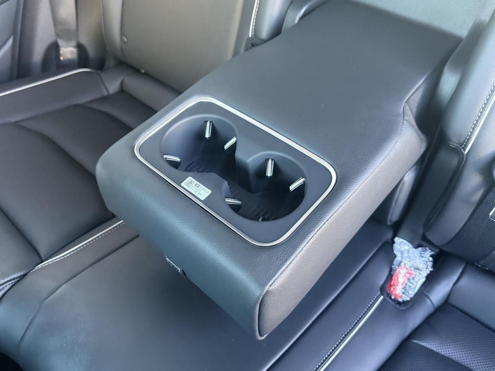 2027 Genesis GV70 2.5T Advanced