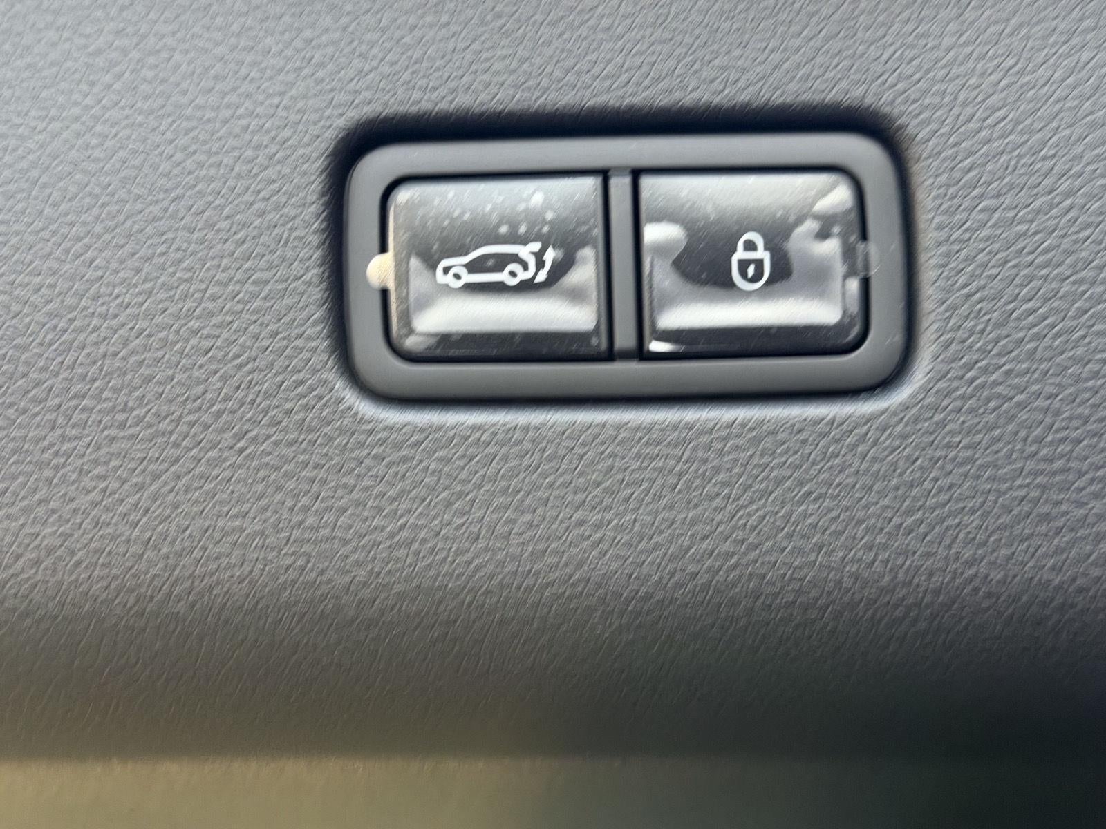 2027 Genesis GV70 2.5T Advanced