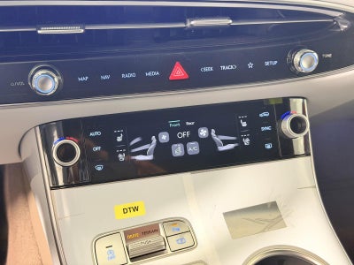 2027 Genesis GV70 2.5T Advanced