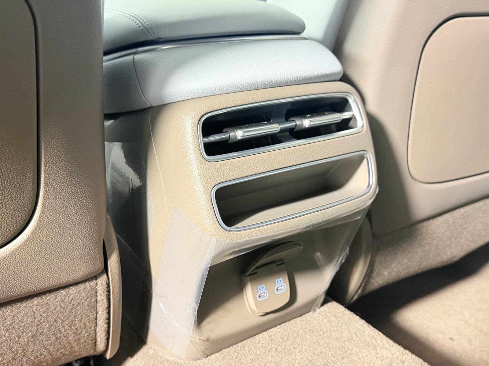2027 Genesis GV70 2.5T Advanced