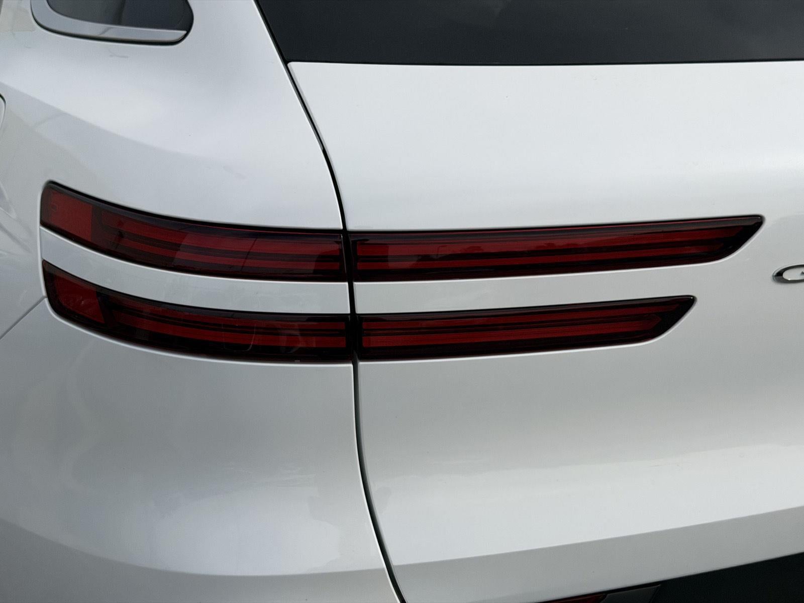 2027 Genesis GV70 2.5T Advanced