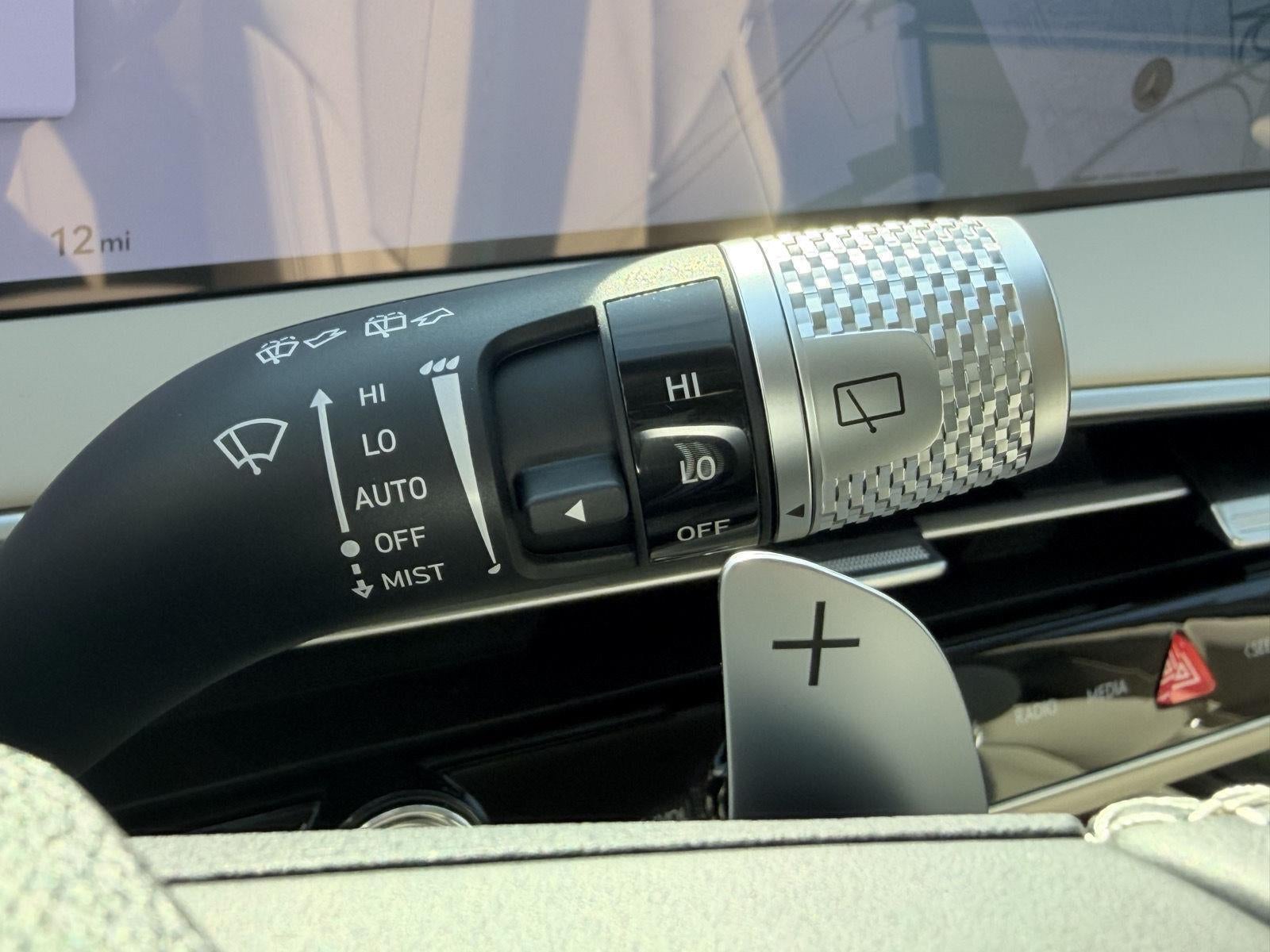 2027 Genesis GV70 2.5T ADVANCED