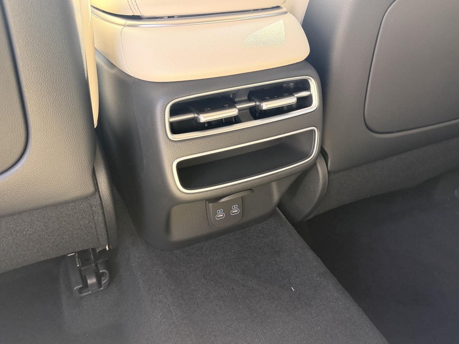 2027 Genesis GV70 2.5T ADVANCED