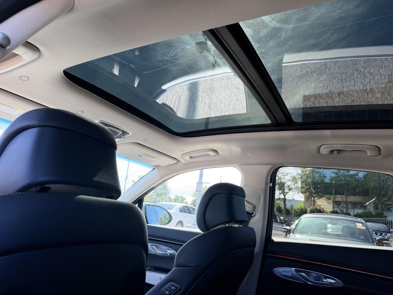 2027 Genesis GV70 2.5T Advanced