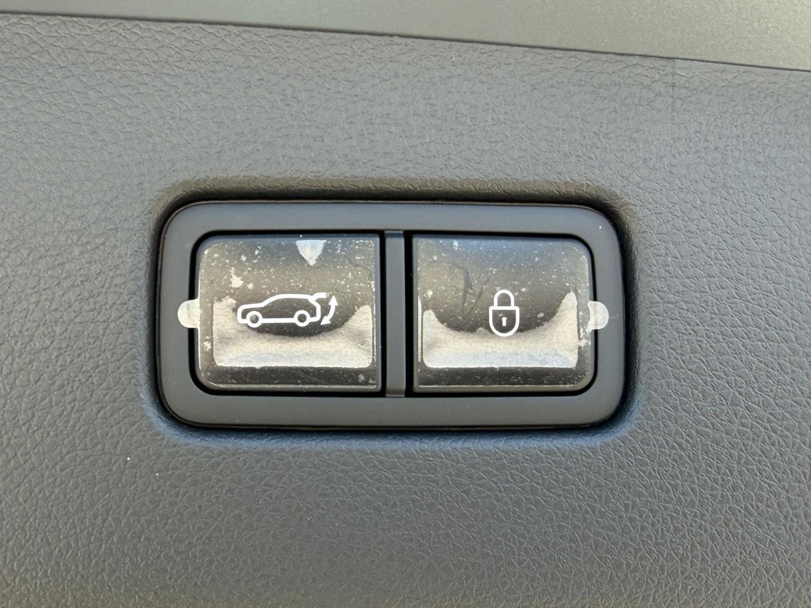 2027 Genesis GV70 2.5T Advanced