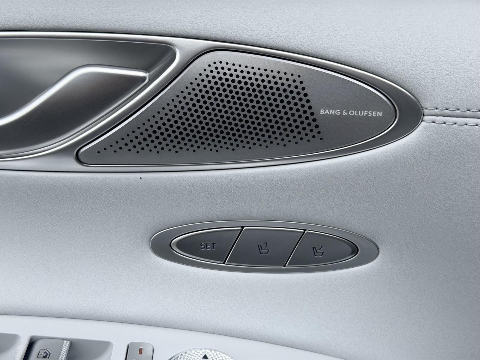 2027 Genesis GV70 2.5T Advanced