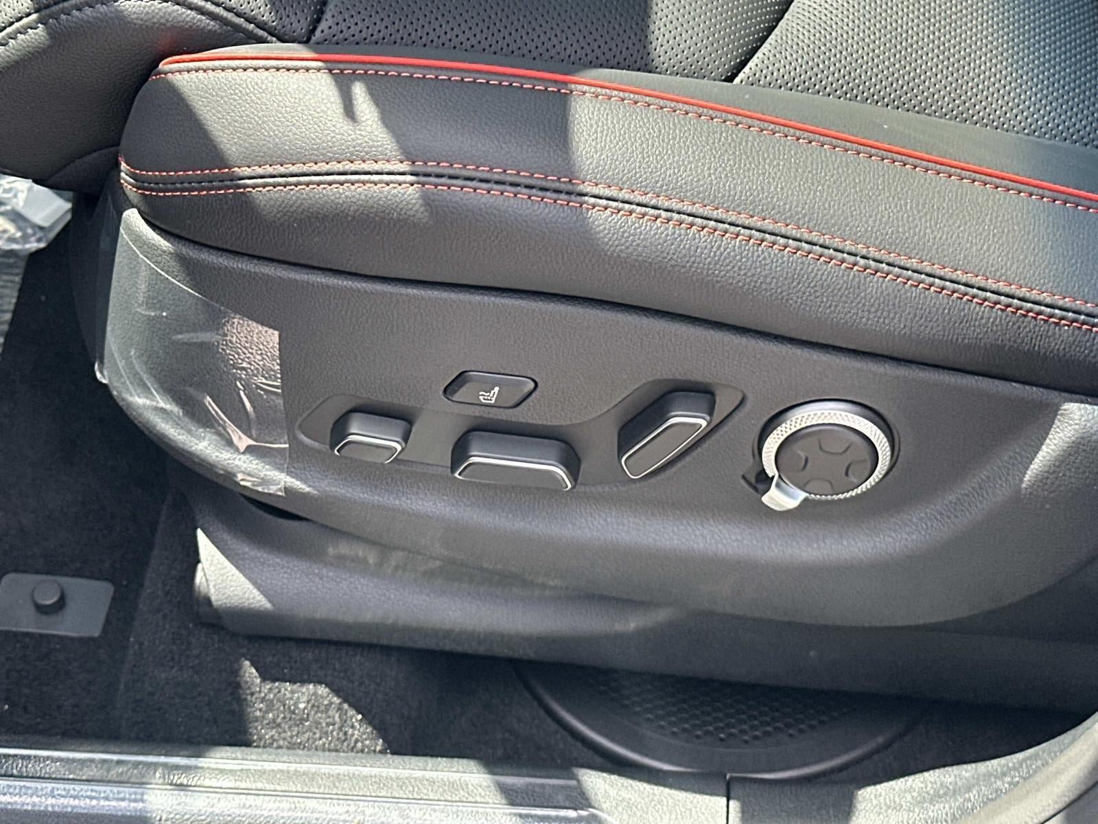 2027 Genesis GV70 2.5T SPORT PRESTIGE
