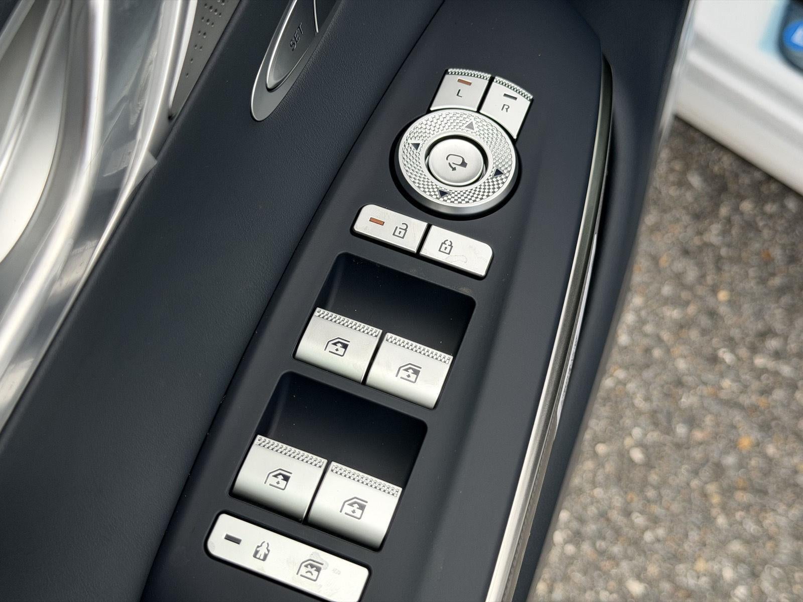 2027 Genesis GV70 2.5T Sport Prestige