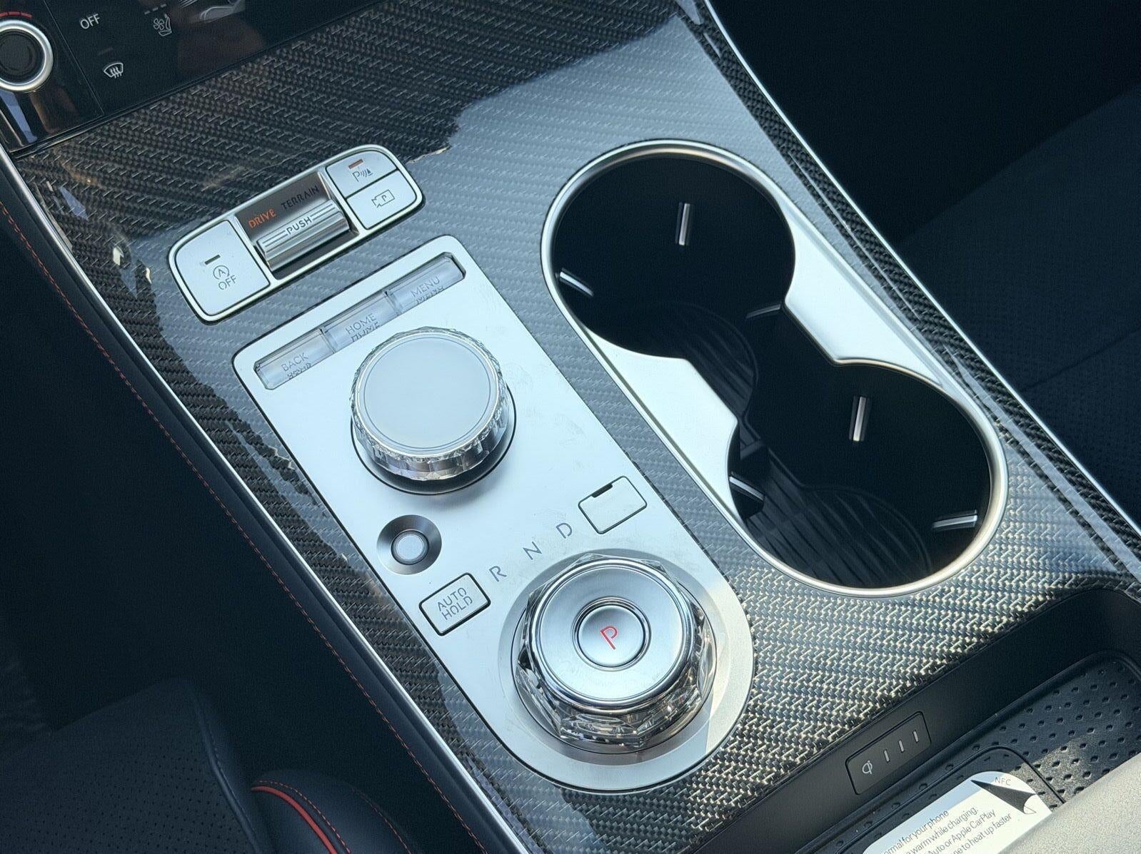 2027 Genesis GV70 3.5T PRESTIGE GRAPHITE