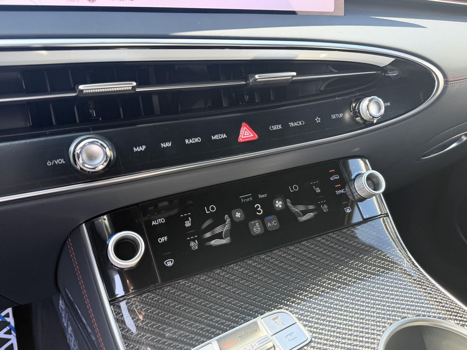 2027 Genesis GV70 3.5T Prestige Graphite