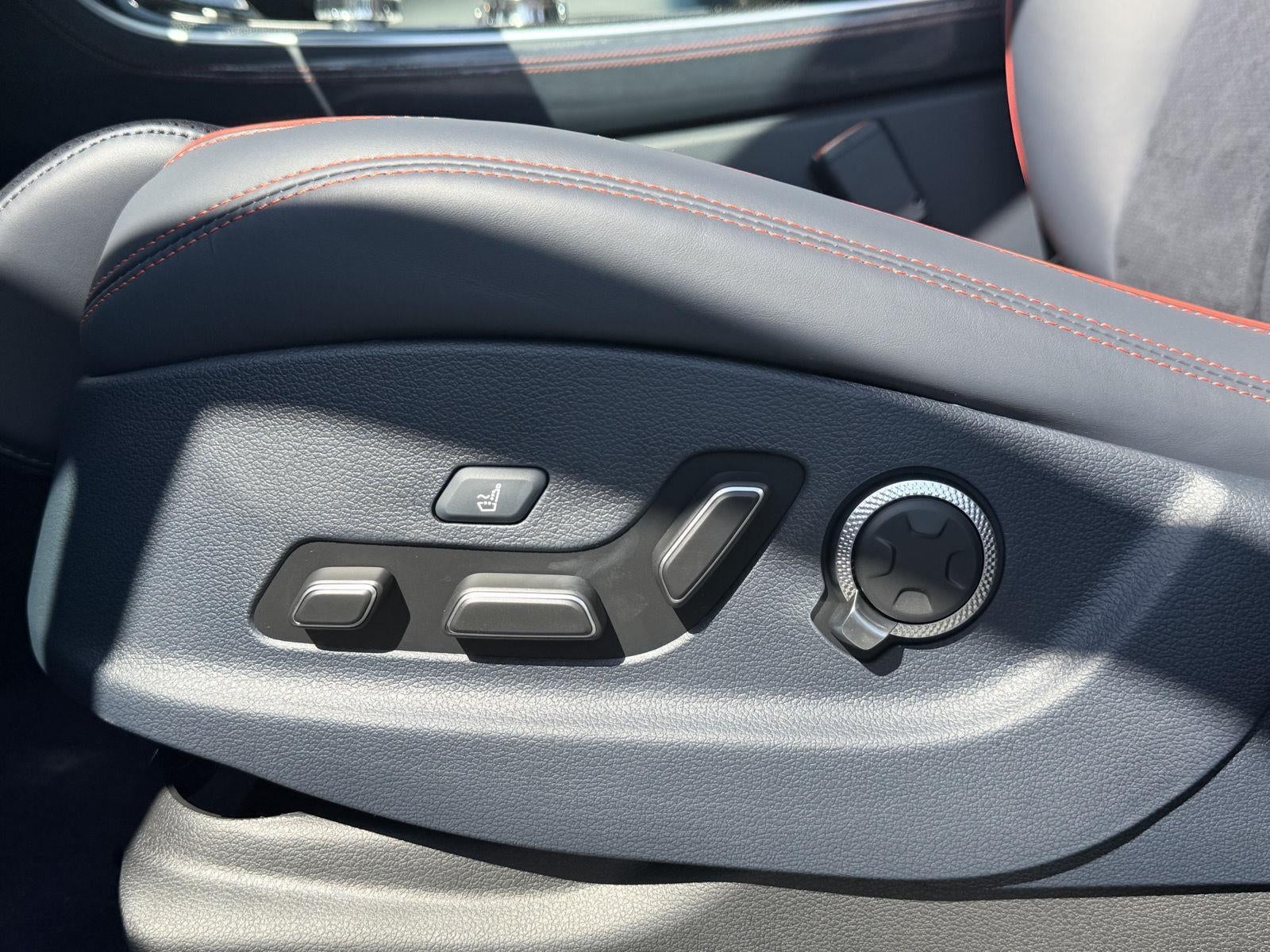 2027 Genesis GV70 3.5T Prestige Graphite