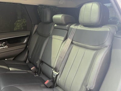 2023 Land Rover Range Rover P530 SE