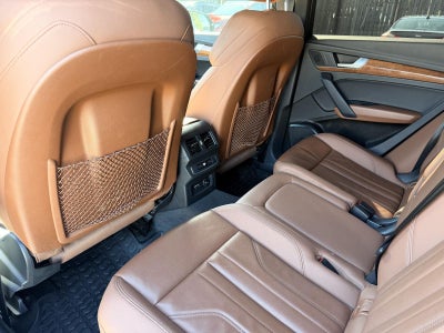 2022 Audi Q5 S line Premium