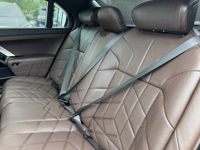2023 BMW 7 Series 760i xDrive