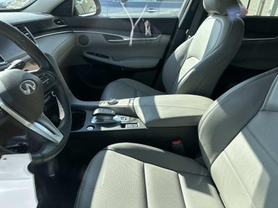 2023 INFINITI QX50 LUXE
