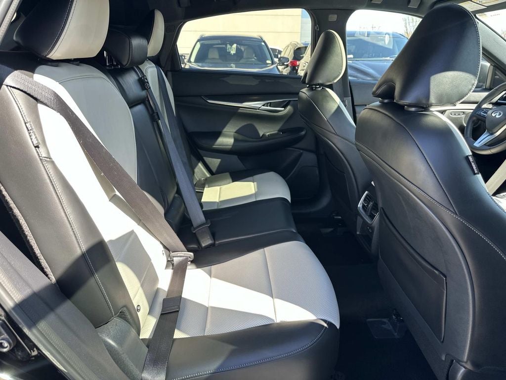 2025 INFINITI QX55 LUXE