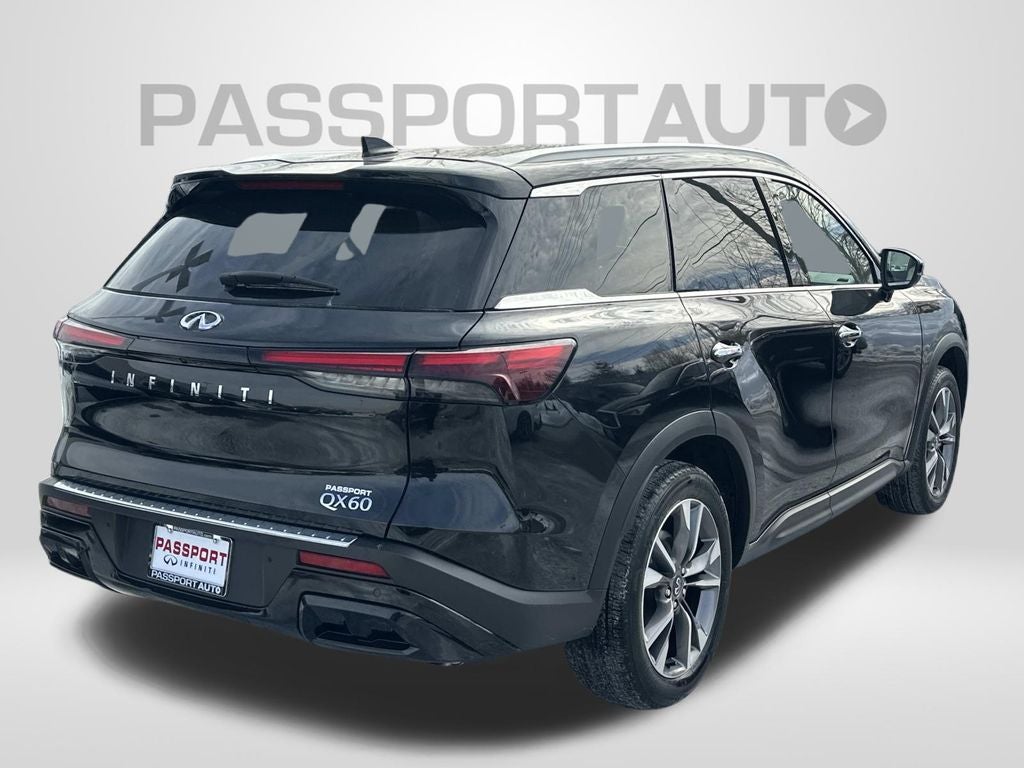 2025 INFINITI QX60 LUXE