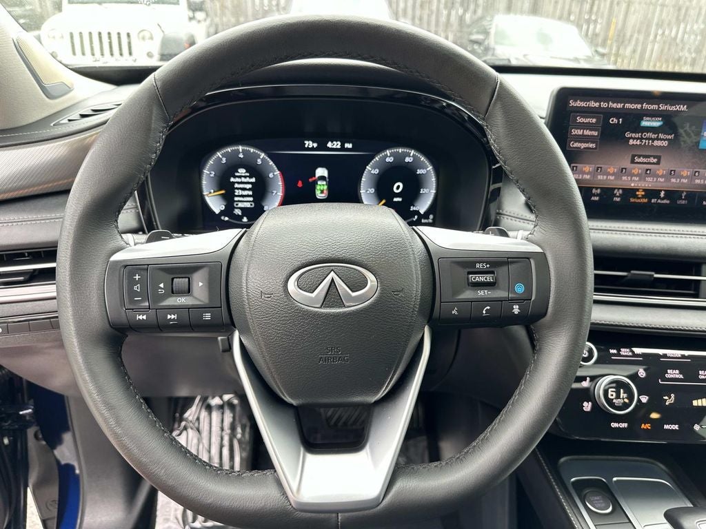 2025 INFINITI QX60 LUXE