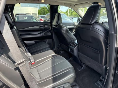 2025 INFINITI QX60 LUXE