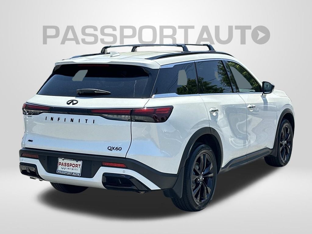 2025 INFINITI QX60 LUXE