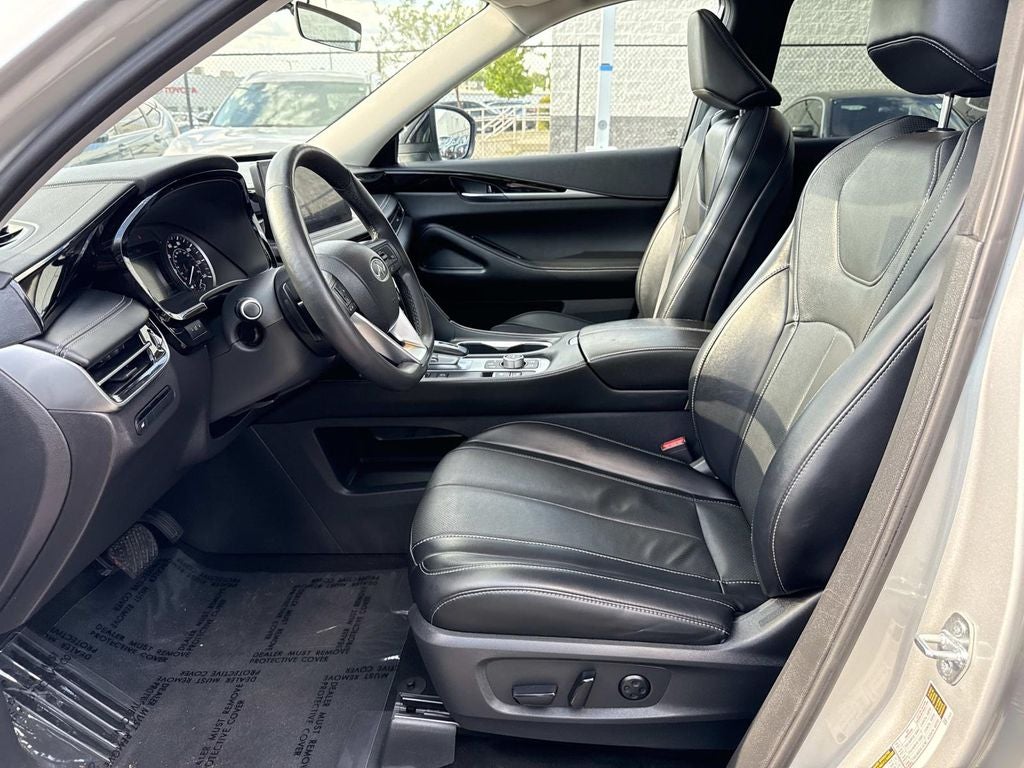 2023 INFINITI QX60 PURE