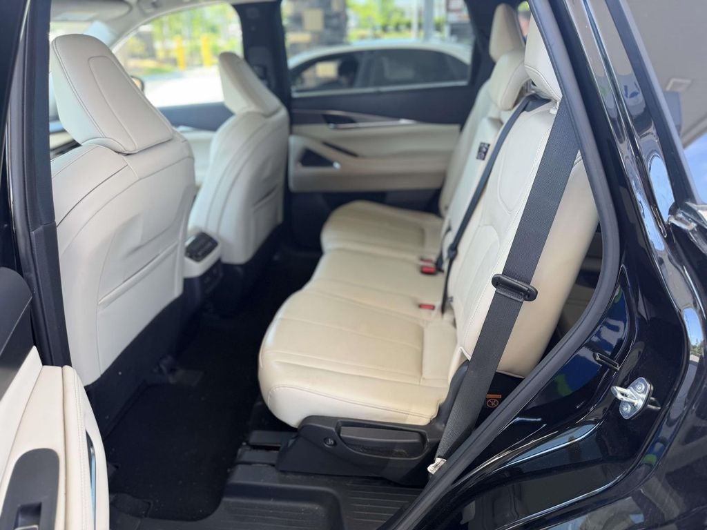 2023 INFINITI QX60 LUXE