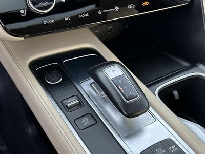 2023 INFINITI QX60 LUXE