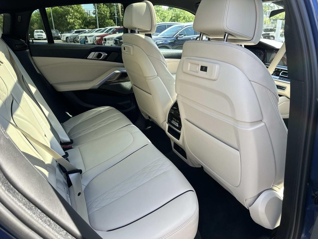 2022 BMW X6 xDrive40i