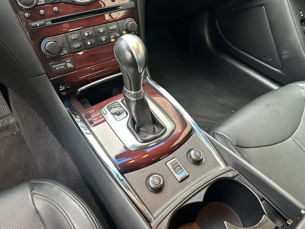 2014 INFINITI Q60 Base