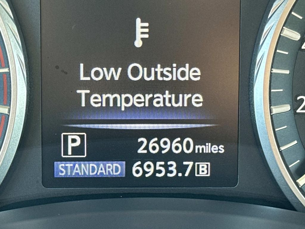 2023 INFINITI Q50 LUXE