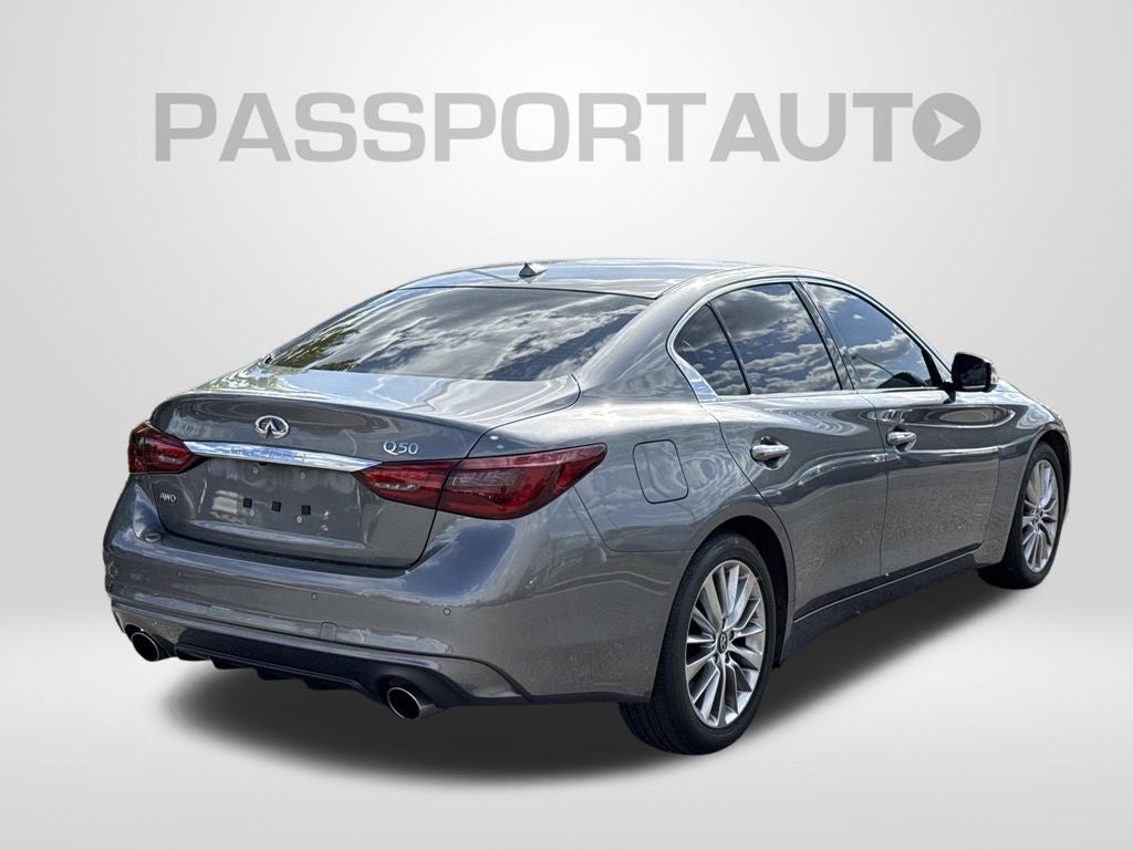 2023 INFINITI Q50 LUXE