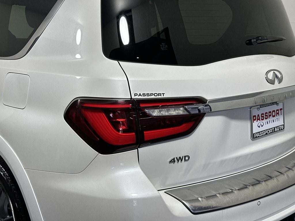 2024 INFINITI QX80 LUXE
