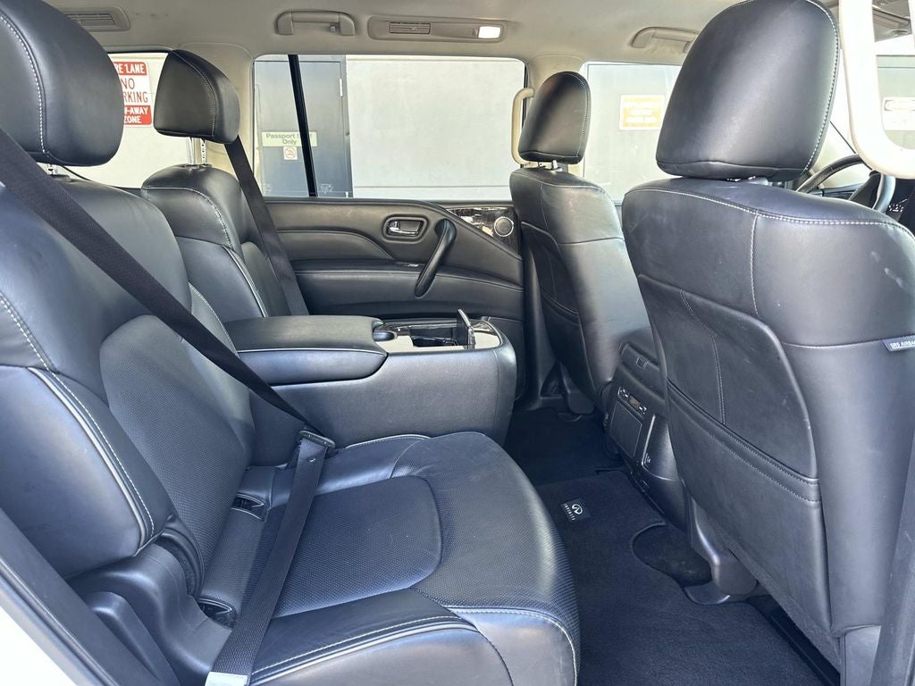 2024 INFINITI QX80 LUXE