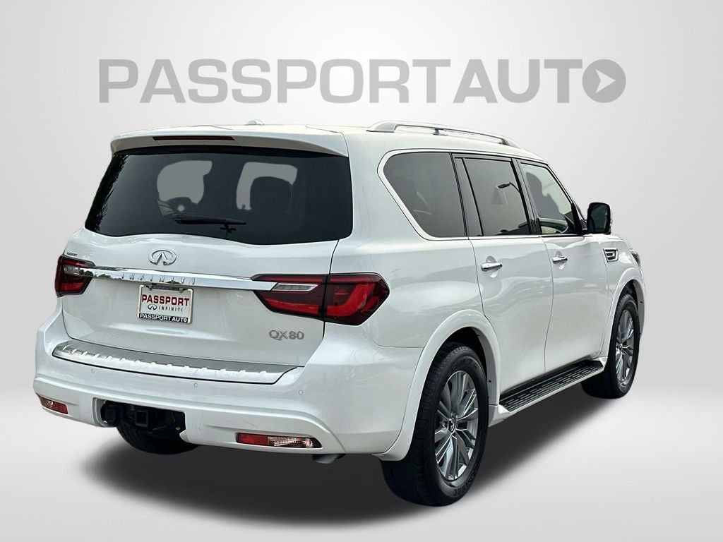 2024 INFINITI QX80 LUXE