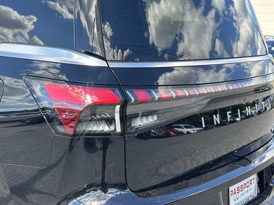 2025 INFINITI QX80 PURE