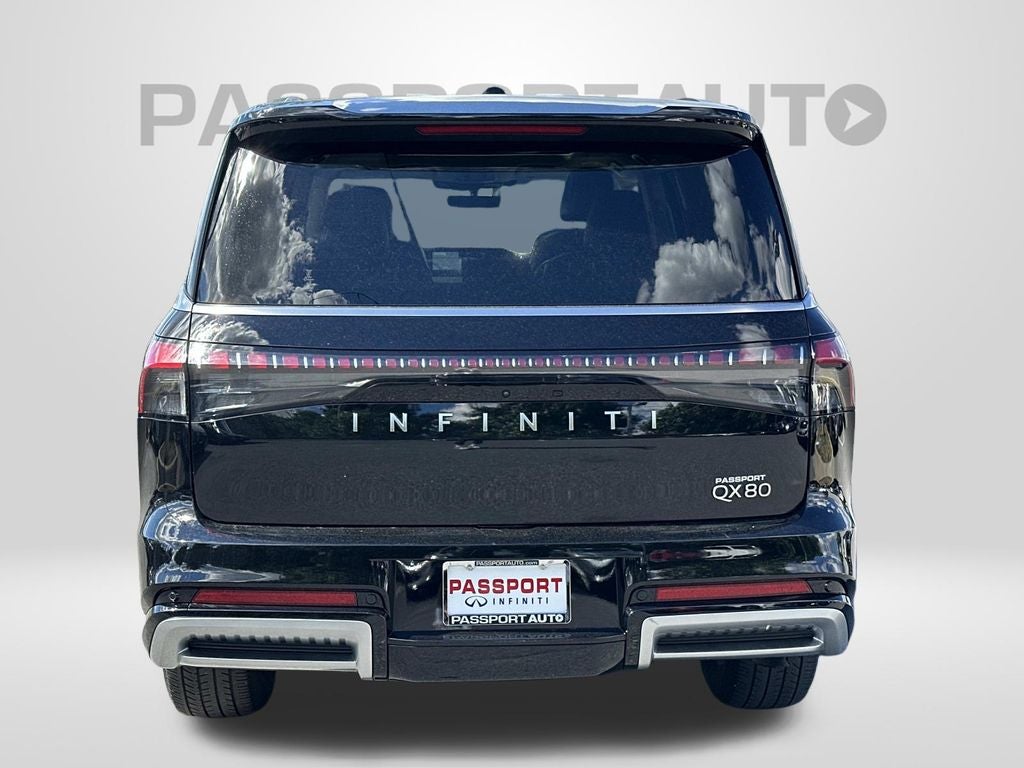 2025 INFINITI QX80 PURE