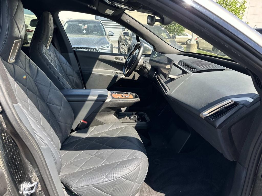 2023 BMW iX M60