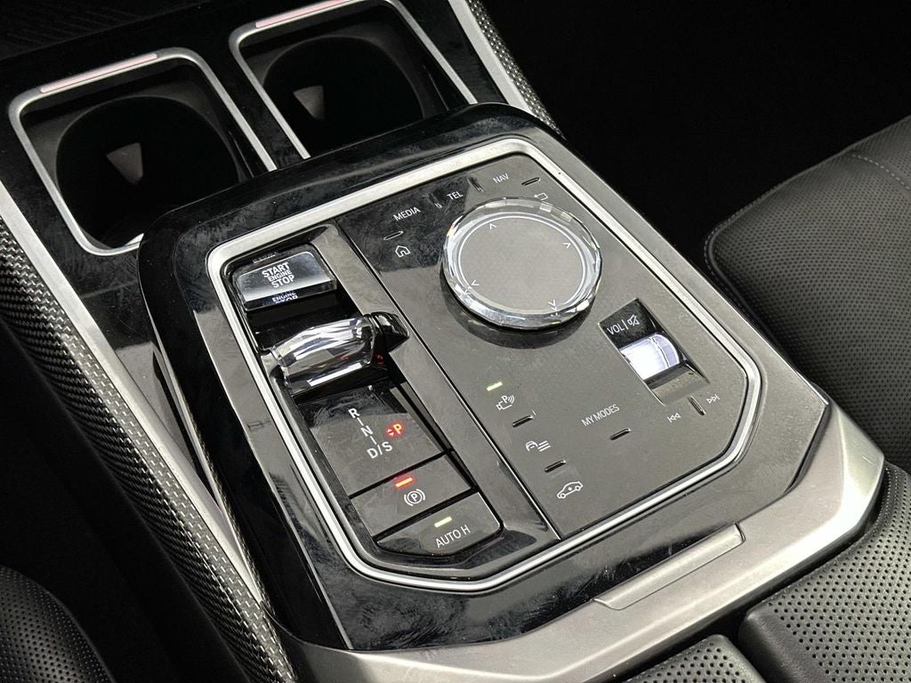 2023 BMW 7 Series 740i