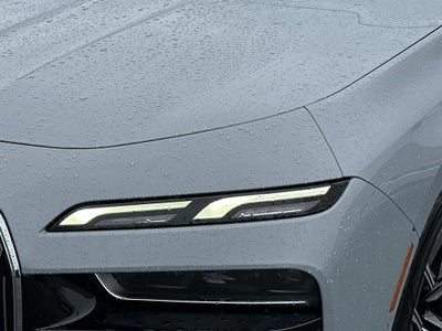 2023 BMW 7 Series 740i