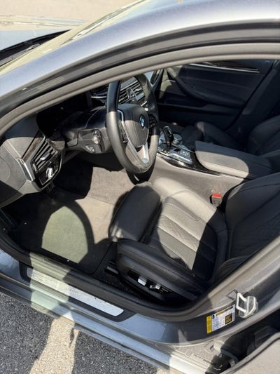 2021 BMW 5 Series 530i