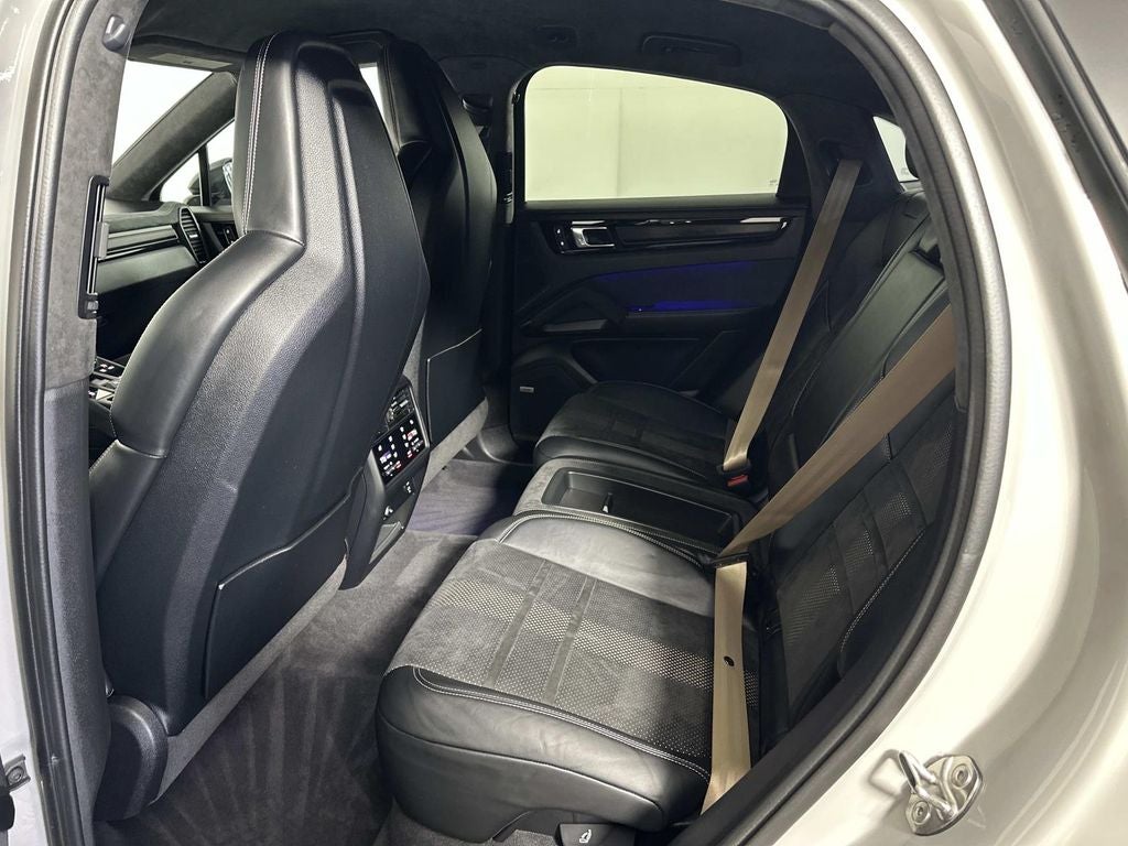 2023 Porsche Cayenne Coupe Turbo GT