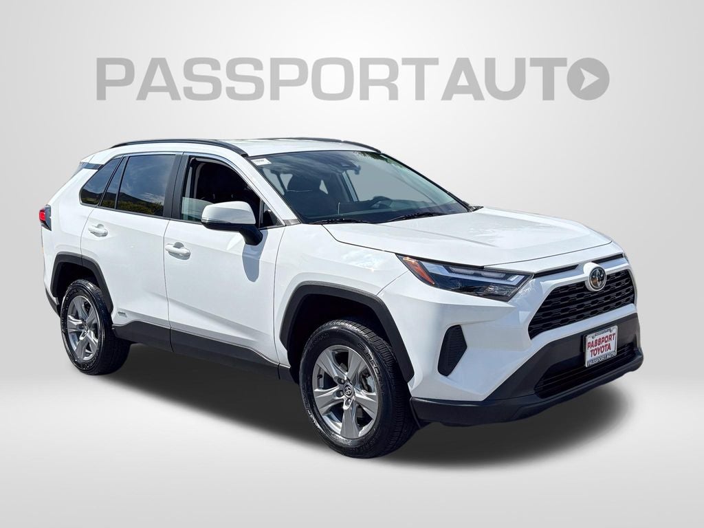 2025 Toyota RAV4 Hybrid XLE