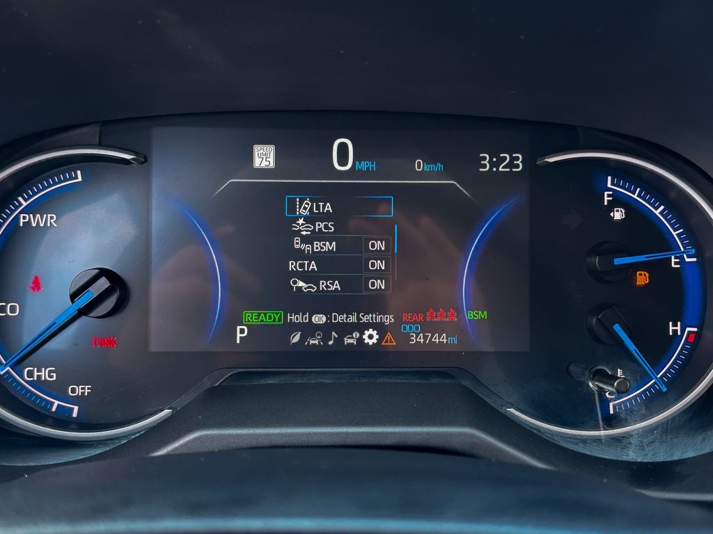 2025 Toyota RAV4 Hybrid XLE